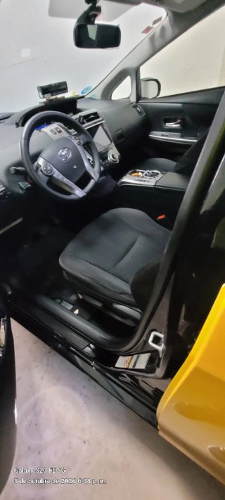 Toyota Prius+ 2017