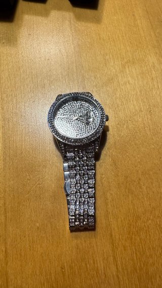 Reloj Iced Out Plateado con diamantes