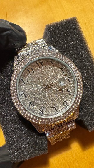 Reloj Iced Out Plateado con diamantes