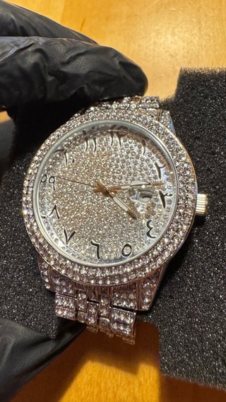 Reloj Iced Out Plateado con diamantes