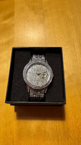 Reloj Iced Out Plateado con diamantes