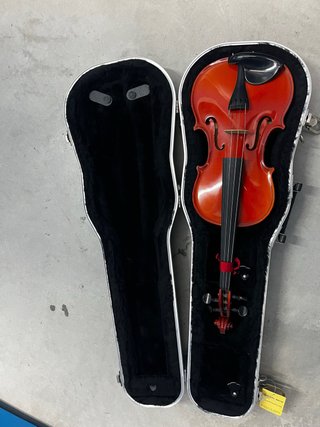Violín 3/4 con Estuche SKB