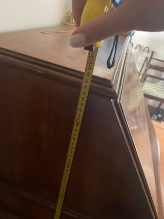 Secreter Antiguo de Madera con Marquetería