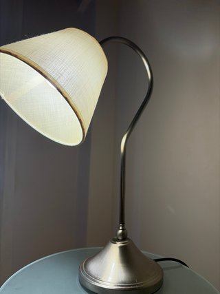 Lámpara de mesa clásica