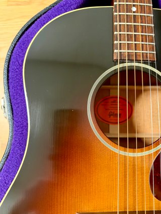 Gibson J-45 Banner 1942