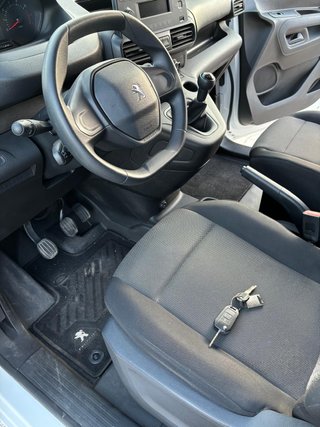 Peugeot Partner 2021