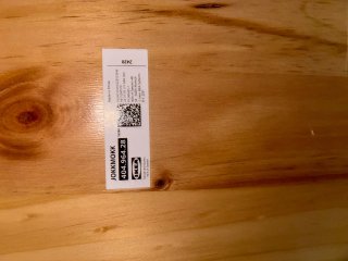 Mesa IKEA blanca con 4 sillas