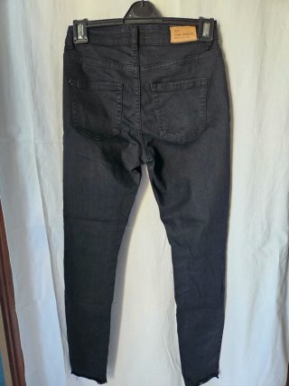 Vaqueros ONLY Negros Botones Talla 32