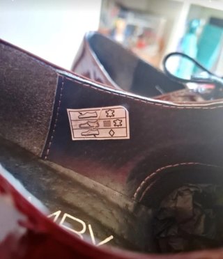 Zapatos Chamby de Cuero y Charol