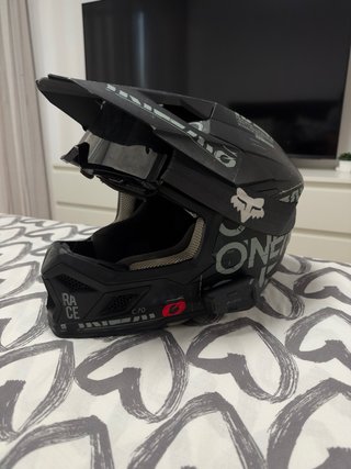 Casco O'Neal C70 Race Negro con Intercom Cardo