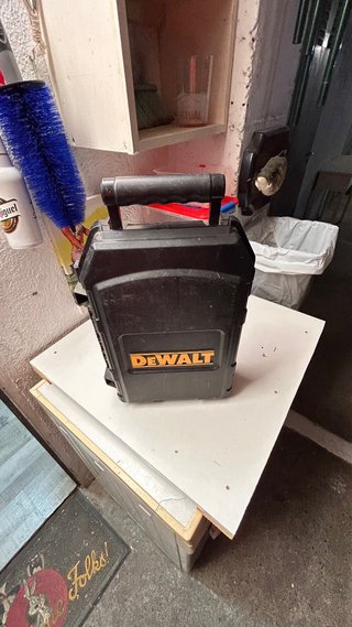 Caja de herramientas Dewalt