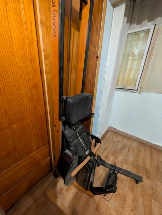 Máquina de remo madera fuerza agua