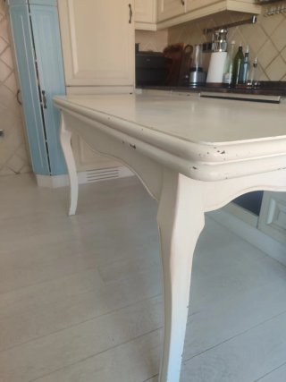 Mesa de madera maciza