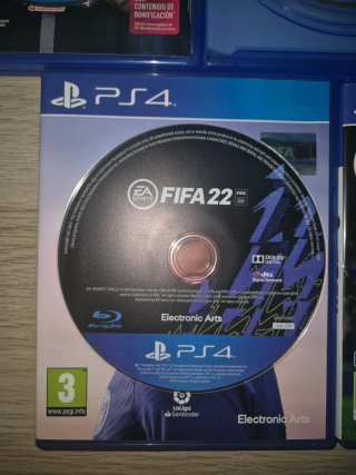 Lote 5 Juegos PS4: FIFA 19, 20, 21, 22, EA Sports FC 24