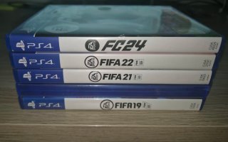 Lote 5 Juegos PS4: FIFA 19, 20, 21, 22, EA Sports FC 24