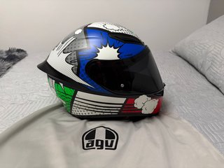 Casco AGV