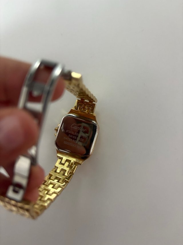 Reloj Cartier Dorado