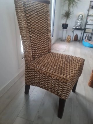 4 Sillas de Comedor de Madera y fibra natural