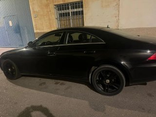 Mercedes-Benz Clase CLS V8