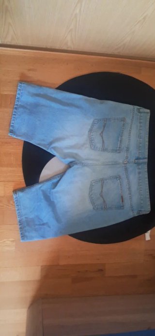 Pantalón Vaquero Corto Doc Casual
