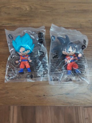 Set 2 Personaggi Dragon Ball Burger King