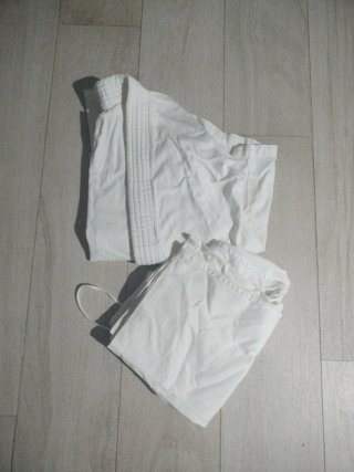Kimono Karate Blanco. Talla 5 (de 12-14 años)