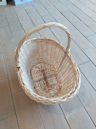 Cesta de Mimbre Artesanal