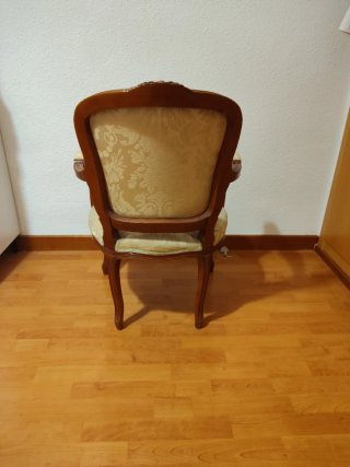 Silla Antigua de Madera tapizada
