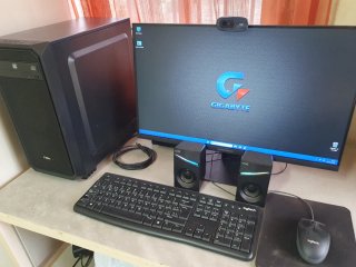 Ordenador de Sobremesa Gigabyte Negro