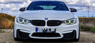 BMW M4 COMPETITION