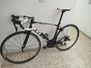 Bicicleta Cube Attain