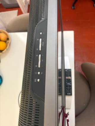 Televisor Sony Bravia KDL-32U2000 Con mando