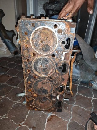 Culata Perkins 4236