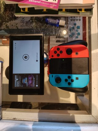 Nintendo Switch con mando en perfecto estado