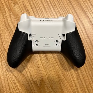 PACK Xbox Series X 1TB + Mando Elite Series 2