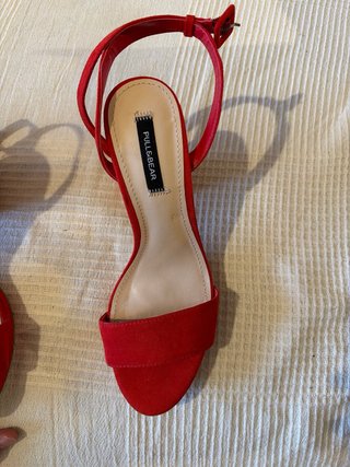 Zapatos de tacón Pull&Bear rojos talla 39