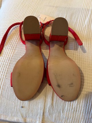 Zapatos de tacón Pull&Bear rojos talla 39