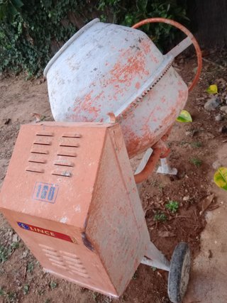 HORMIGONERA LINCE 160L