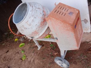 HORMIGONERA LINCE 160L