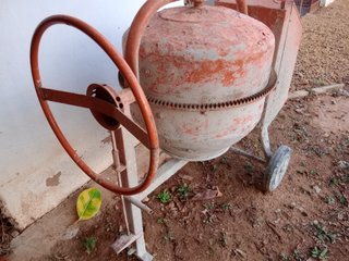 HORMIGONERA LINCE 160L