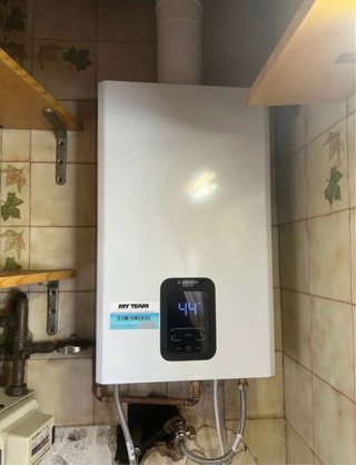 Instalador para cambio de calentadores de gas