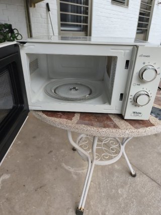 Microondas Orbegozo Blanco
