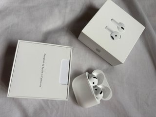AirPods 4 Blancos