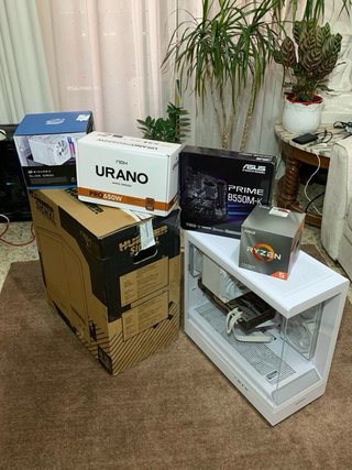 PC Ryzen 5 3600X / 16GB RAM / RX 580 8GB