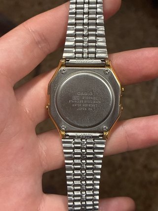 Reloj Casio Dorado