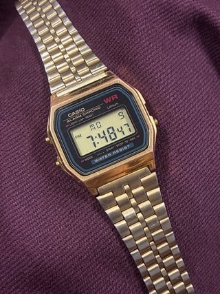 Reloj Casio Dorado