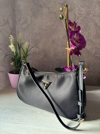 Bolso Negro Guess
