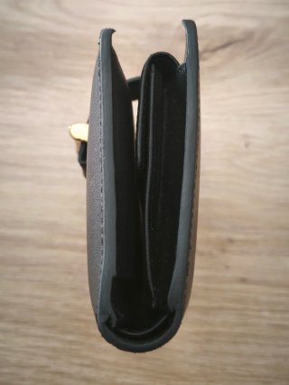 Cartera Guess
