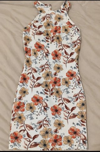 Vestido floral blanco y multicolor