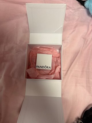 Caja Pandora